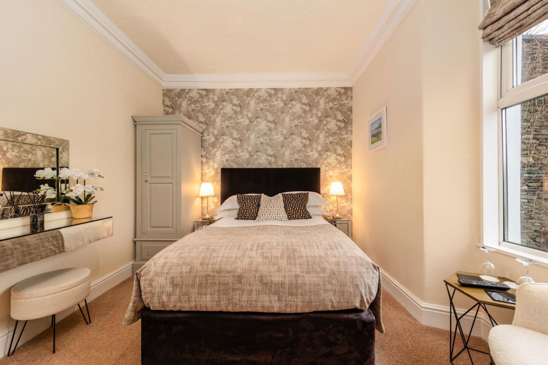 Wheatlands Lodge-Windermere - Award Winning - Adult Only - Free Car Park Уиндермер Екстериор снимка